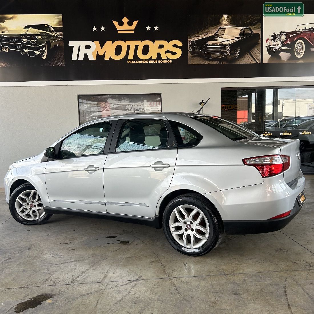 Fiat Grand Siena Essence 1.6 Flex 2016/2017 — foto 3 de 10