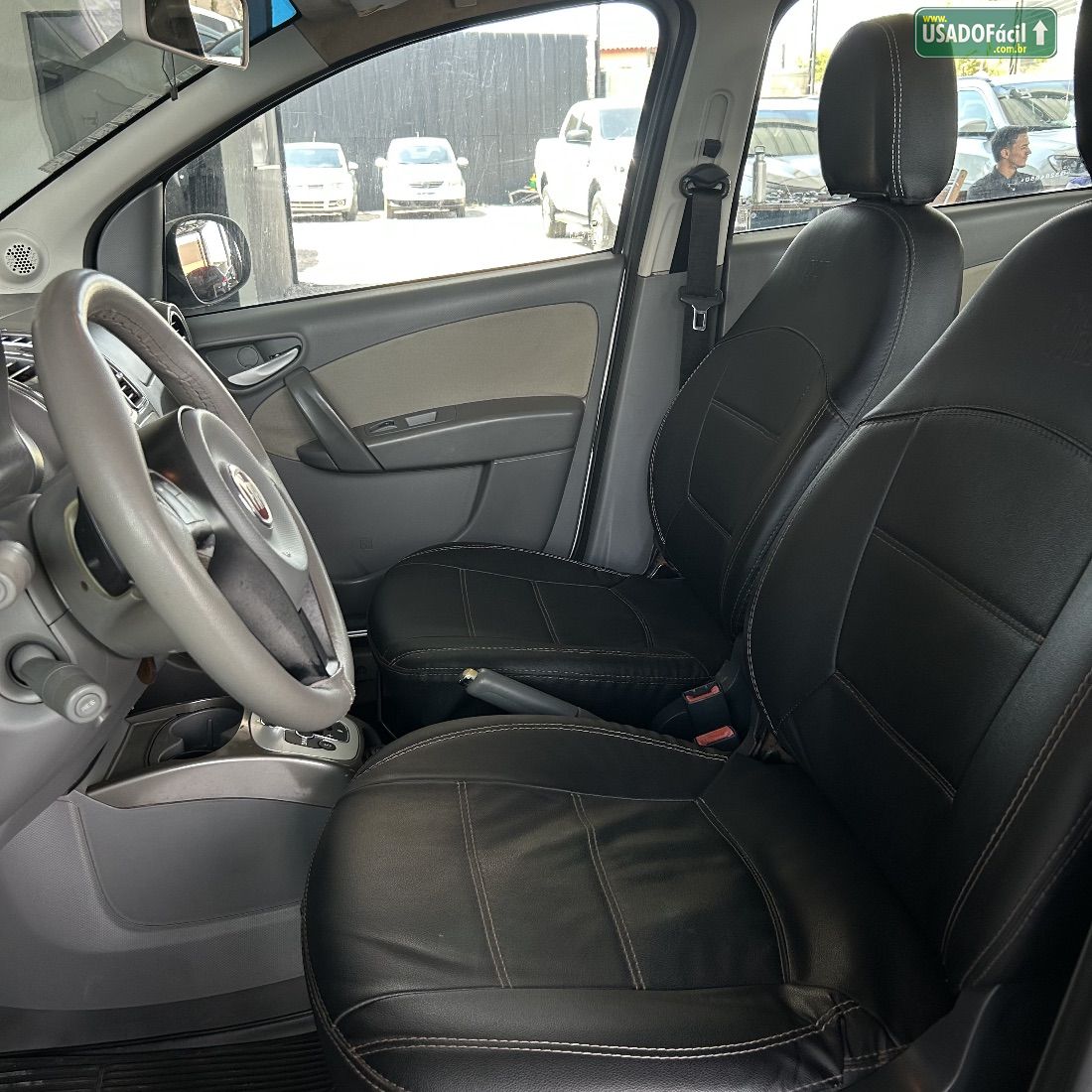 Fiat Grand Siena Essence 1.6 Flex 2016/2017 — foto 7 de 10