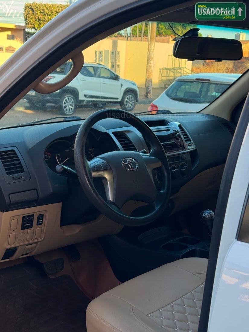TOYOTA hilux SW4 flex automático 5 LUGARES 2015/2015 — foto 8 de 14