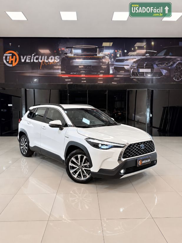 TOYOTA Corolla Cross XRV 1.8 Automático Híbrido