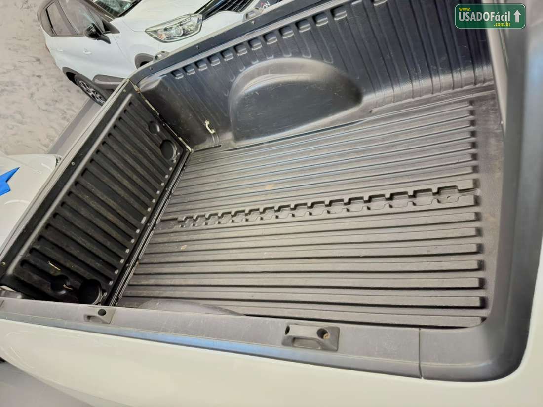 Volkswagen Saveiro Robust 1.6 Total Flex 2024/2025 — foto 8 de 9