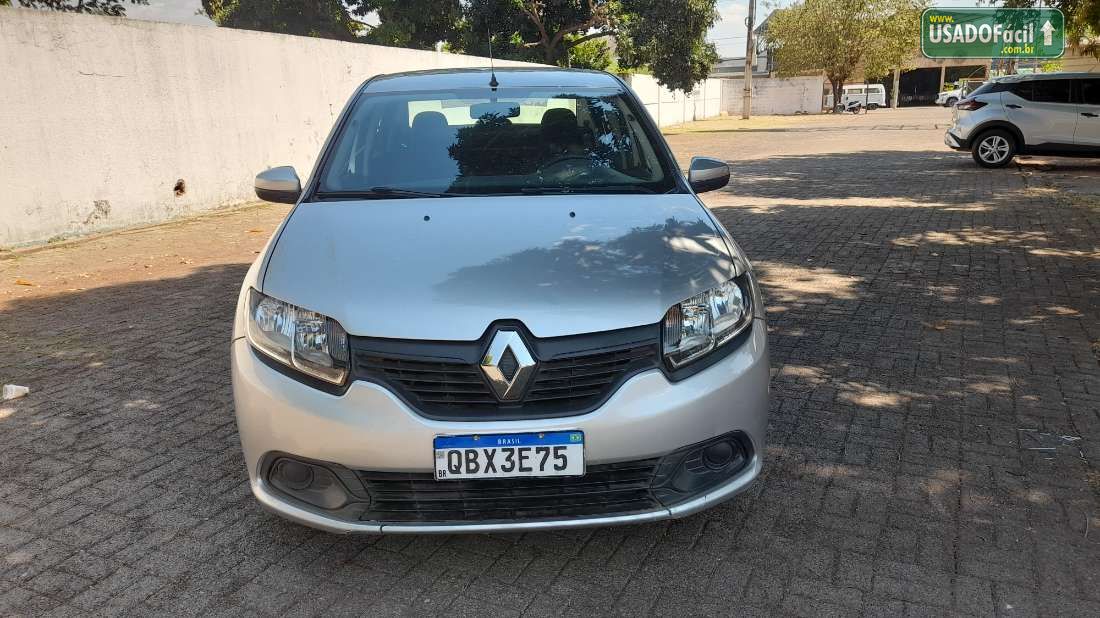 Renault Logan Expression 1.0 Hi-Flex 2015/2015 — foto 2 de 8