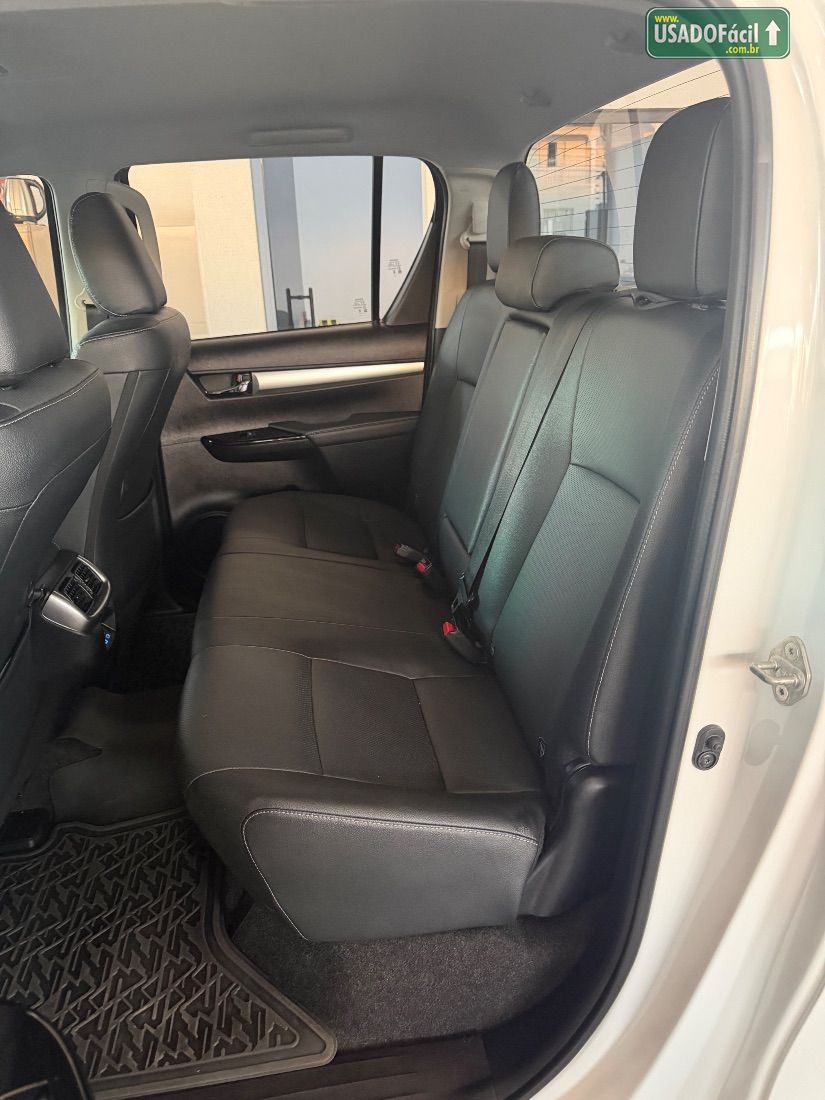 Toyota Hilux SRX Plus CD 2.8 4x4 TDI Automático Diesel 2024/2024 — foto 8 de 8