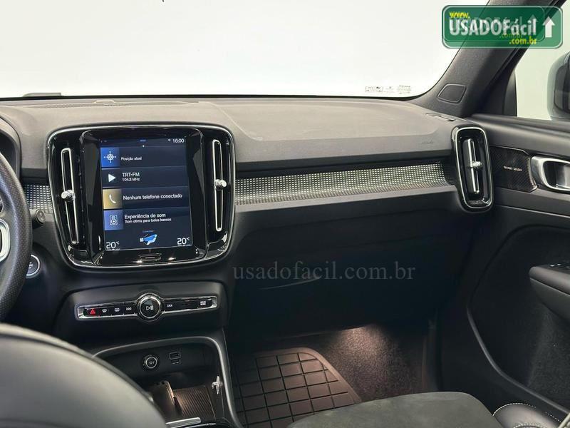 VOLVO Volvo XC 40 T-5 R-Design 2.0 252cv 2019/2020 — foto 10 de 12