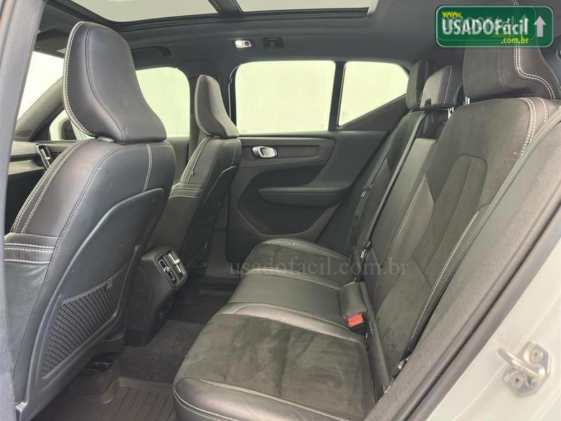 VOLVO Volvo XC 40 T-5 R-Design 2.0 252cv 2019/2020 — foto 12 de 12