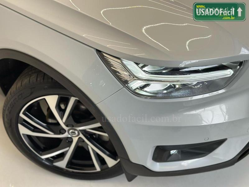 VOLVO Volvo XC 40 T-5 R-Design 2.0 252cv 2019/2020 — foto 3 de 12