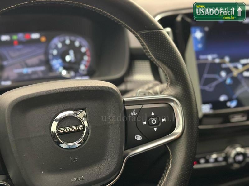 VOLVO Volvo XC 40 T-5 R-Design 2.0 252cv 2019/2020 — foto 8 de 12