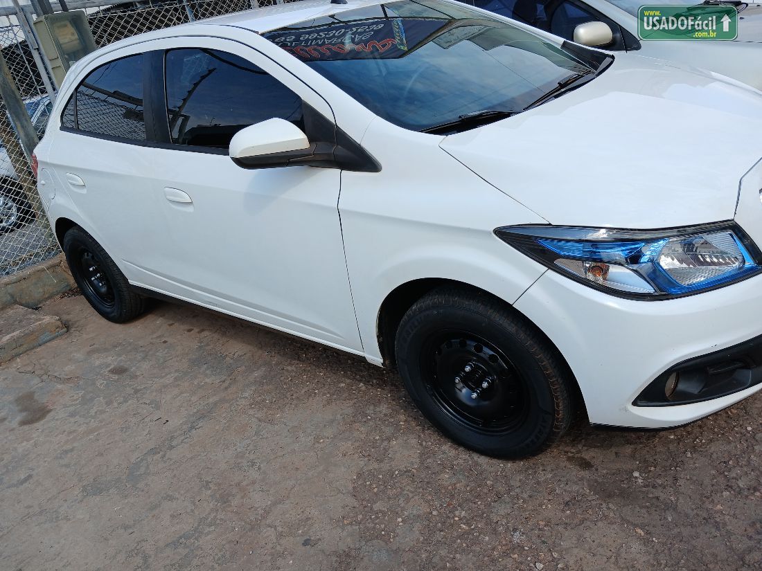 CHEVROLET/GM Onix Hatch LT 1.0 Mecânico Flex 2013/2014 — foto 2 de 9