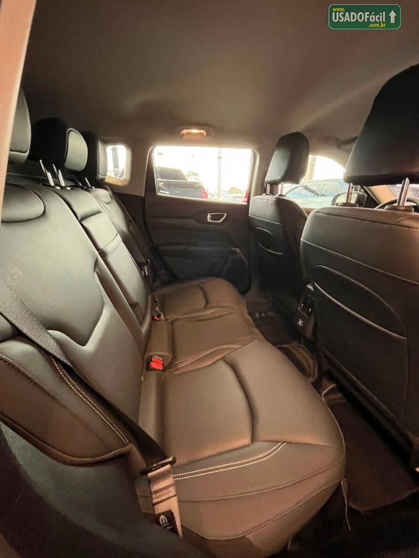 Jeep Compass Longitude Night Eagle 1.3 4x2 Automático Flex 2025/2026 — foto 10 de 10