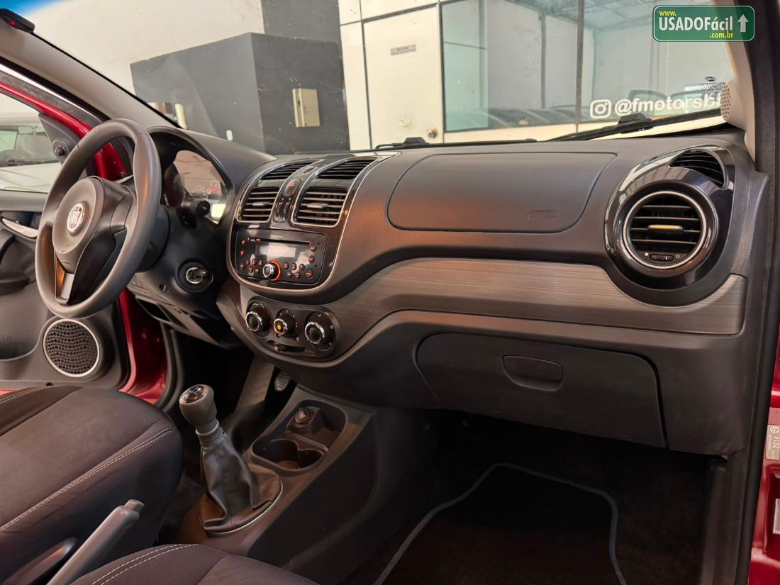 Fiat Grand Siena Attractive 1.4 Evo Fire Flex 2014/2015 — foto 5 de 11