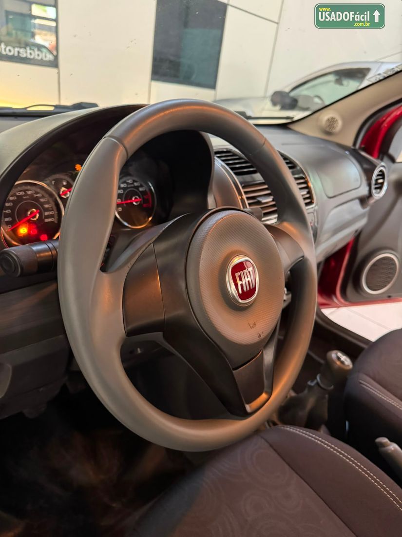 Fiat Grand Siena Attractive 1.4 Evo Fire Flex 2014/2015 — foto 7 de 11