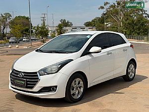 Hb20 Hatch Comfort Plus 1.6 Automático Flex 2015/2016 em Cuiabá - MT