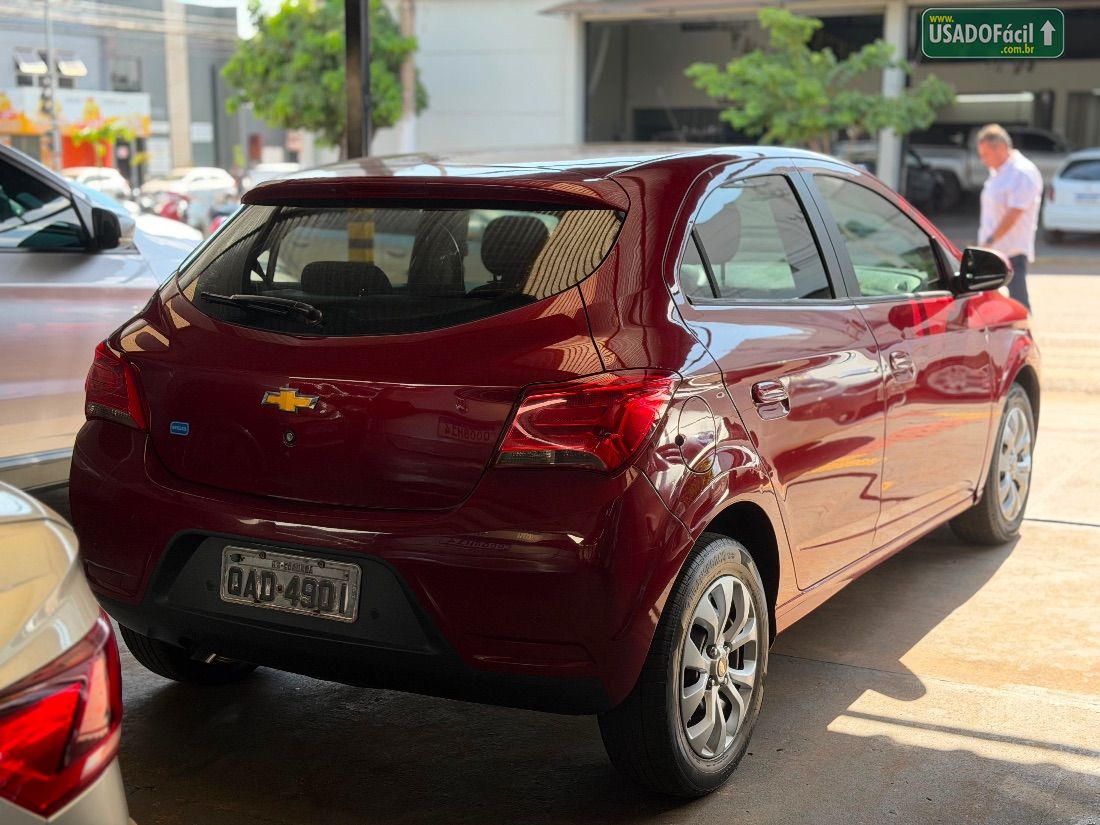 CHEVROLET/GM Onix Hatch LT 1.4 Mecânico Flex 2016/2017 — foto 3 de 4