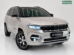 Commander Overland Td380 2.0 4x4 Automático Diesel 2023/2023 em Cuiabá - MT
