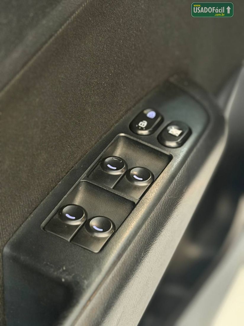 Hyundai HB20 Hatch Comfort Plus 1.0 Flex 2013/2014 — foto 20 de 20