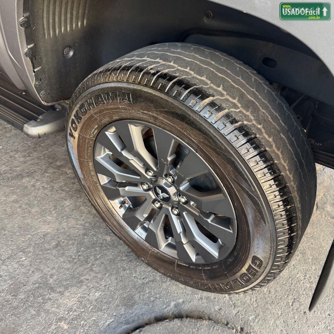 MITSUBISHI Triton HPE CD 2.4 4x4 Turbo Automático Diesel 2025/2026 — foto 17 de 17