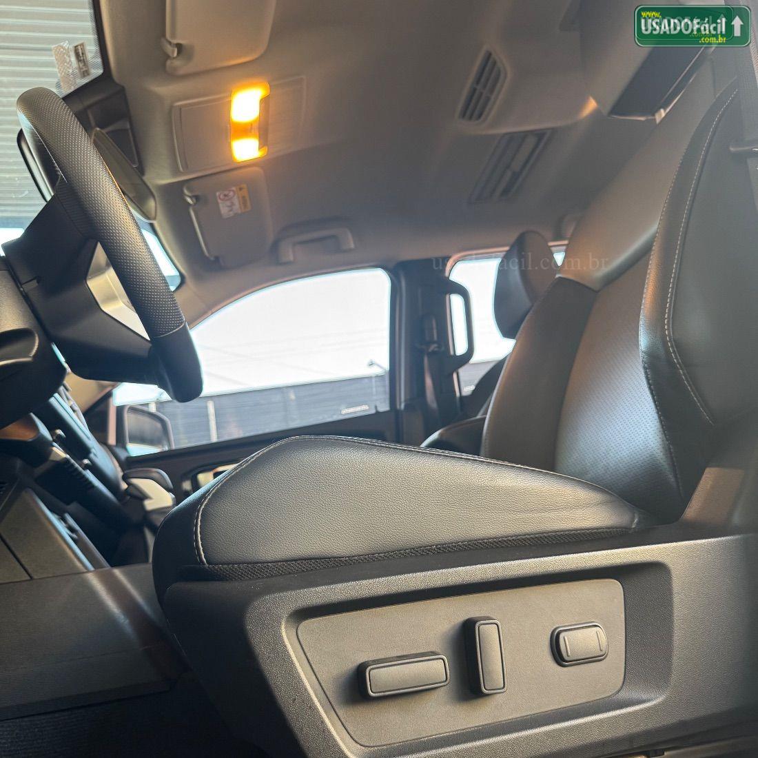 MITSUBISHI Triton HPE CD 2.4 4x4 Turbo Automático Diesel 2025/2026 — foto 6 de 17