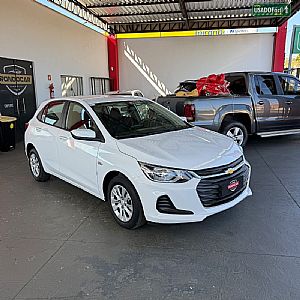 Onix Hatch Lt 1.0 Mecânico Flex 2021/2022 em Rondonópolis - MT