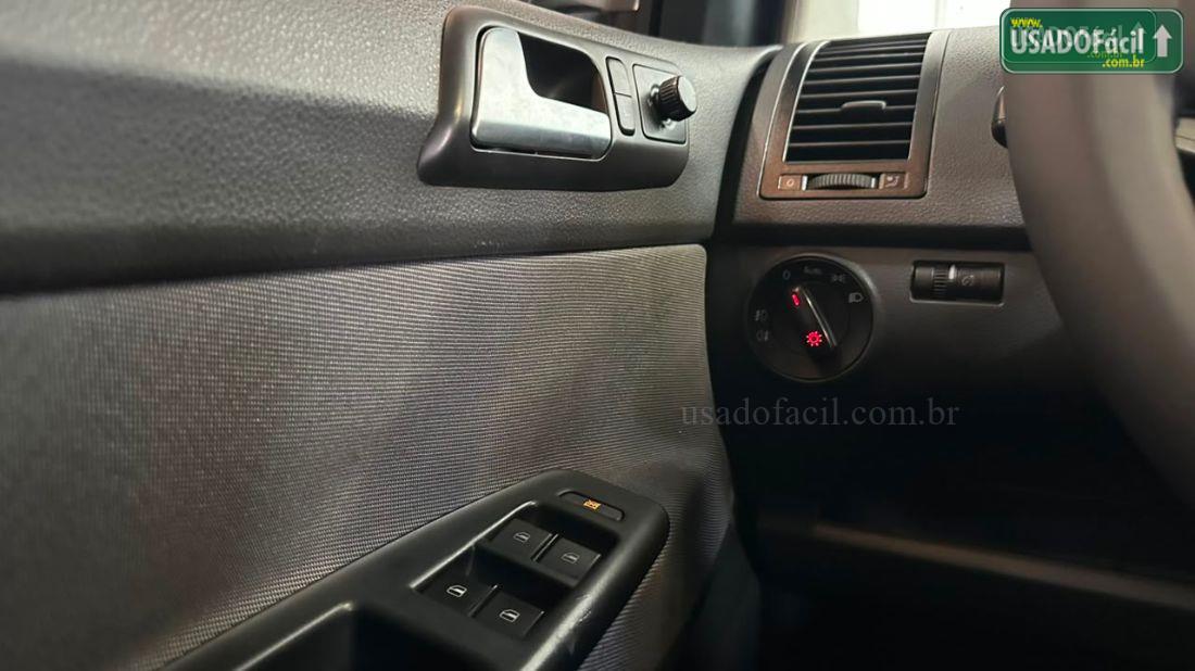 VOLKSWAGEN Polo 1.6 E-Flex 2012/2013 — foto 17 de 24