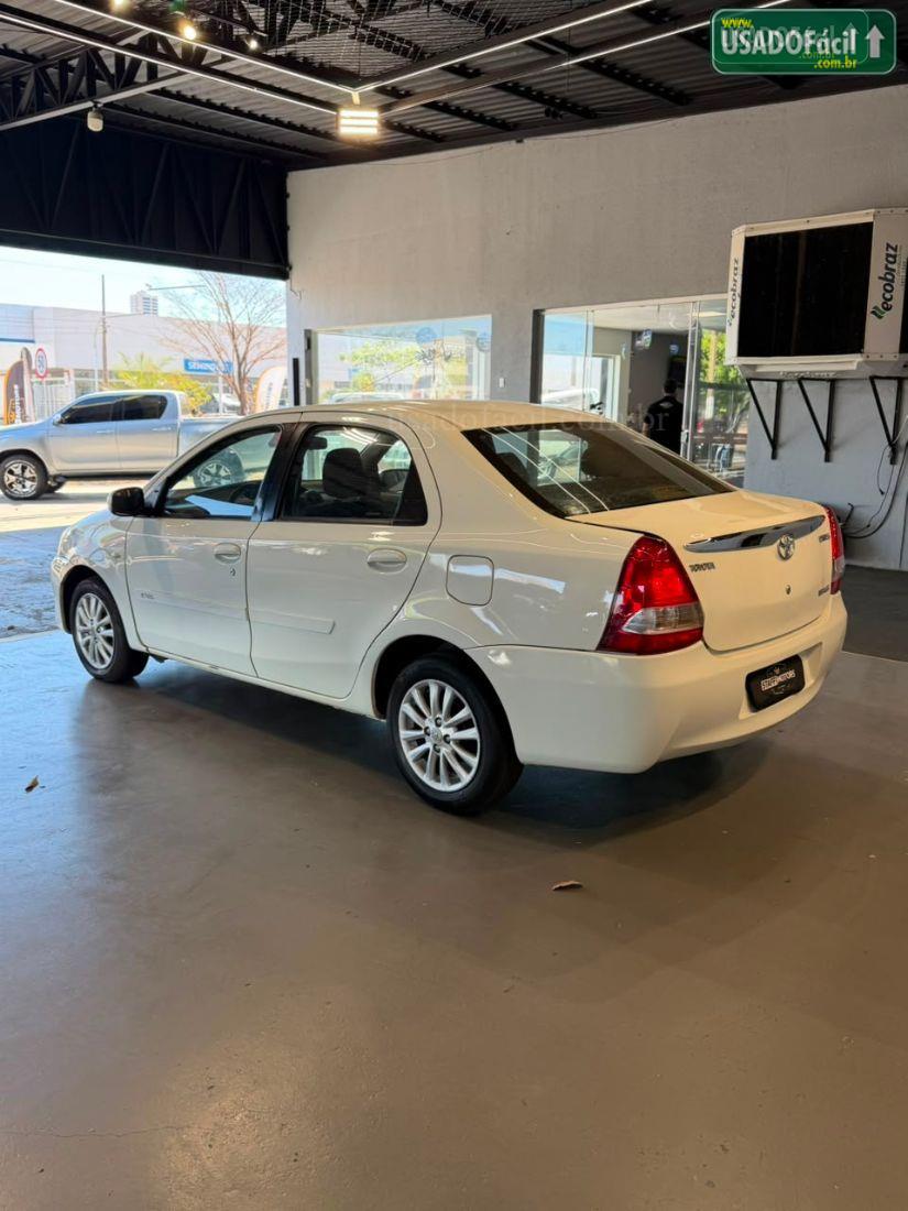 Toyota Etios Sedan XLS 1.5 Mecânico Flex 2013/2013 — foto 5 de 14