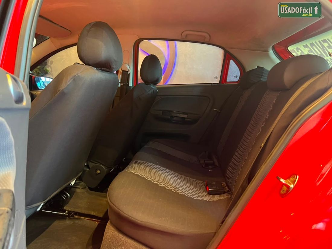Volkswagen Gol 1.0 Mi 4P Total Flex 2010/2011 — foto 7 de 11
