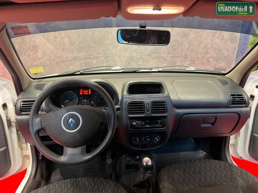 RENAULT Clio Expression 1.0 5P 2015/2016 — foto 7 de 11