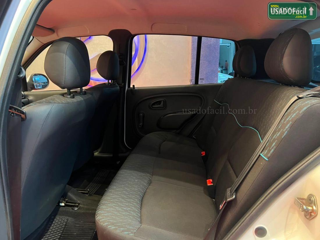 RENAULT Clio Expression 1.0 5P 2015/2016 — foto 9 de 11