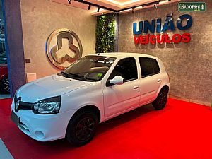 Clio Expression 1.0 5p 2015/2016 em Campo Verde - MT