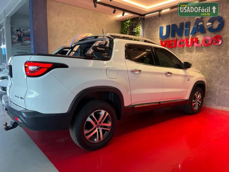Fiat Toro Volcano 2.0 4X4 Turbo Automático Diesel 2017/2018 — foto 9 de 11