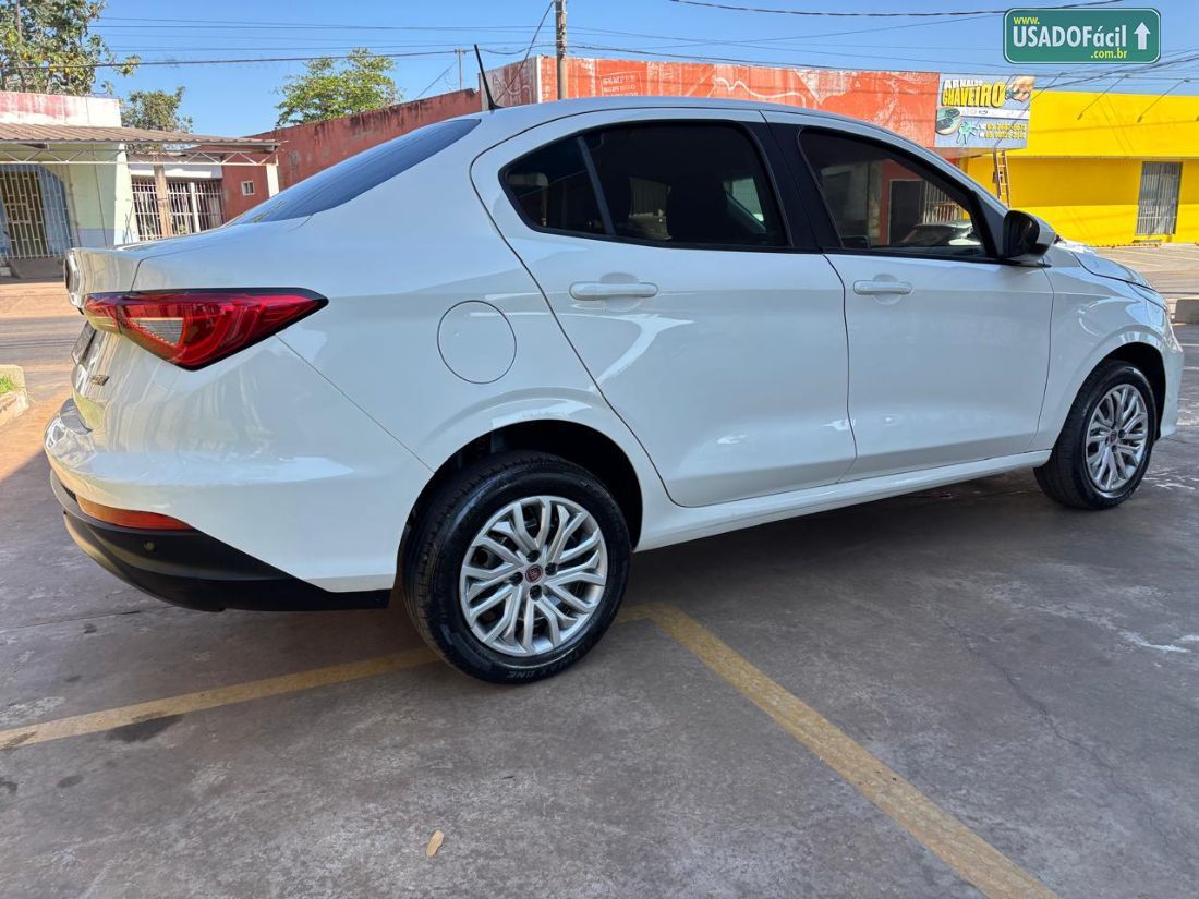 Fiat Cronos Drive 1.3 Automático Flex 2023/2024 — foto 4 de 13