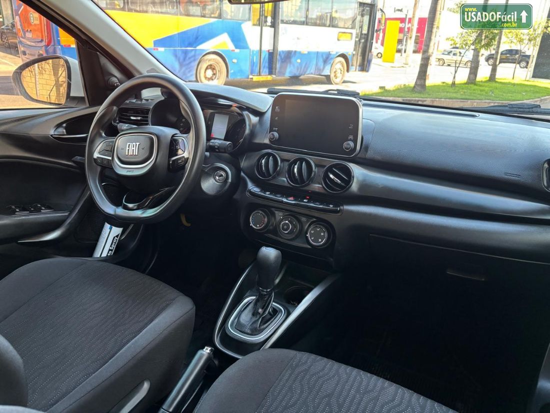 Fiat Cronos Drive 1.3 Automático Flex 2023/2024 — foto 6 de 13