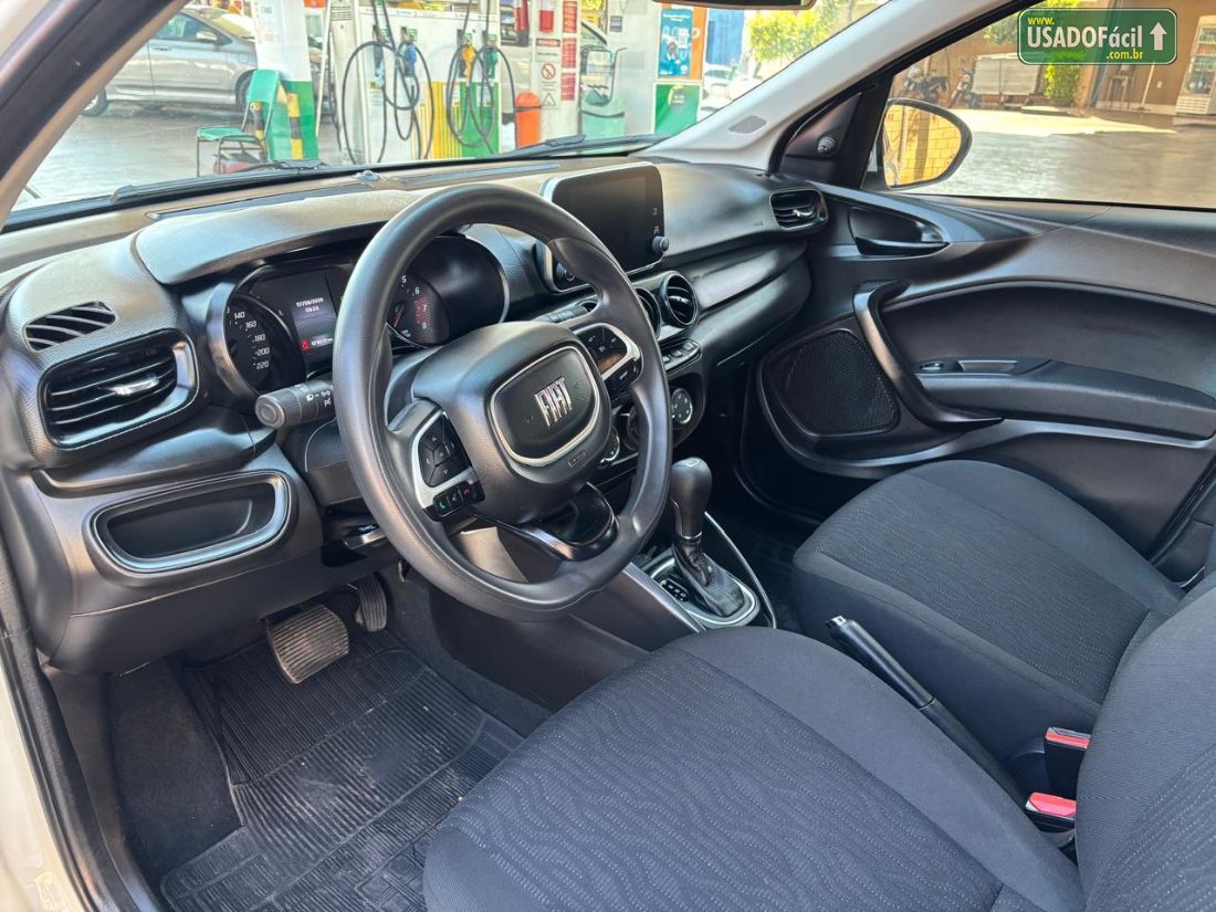 Fiat Cronos Drive 1.3 Automático Flex 2023/2024 — foto 7 de 13