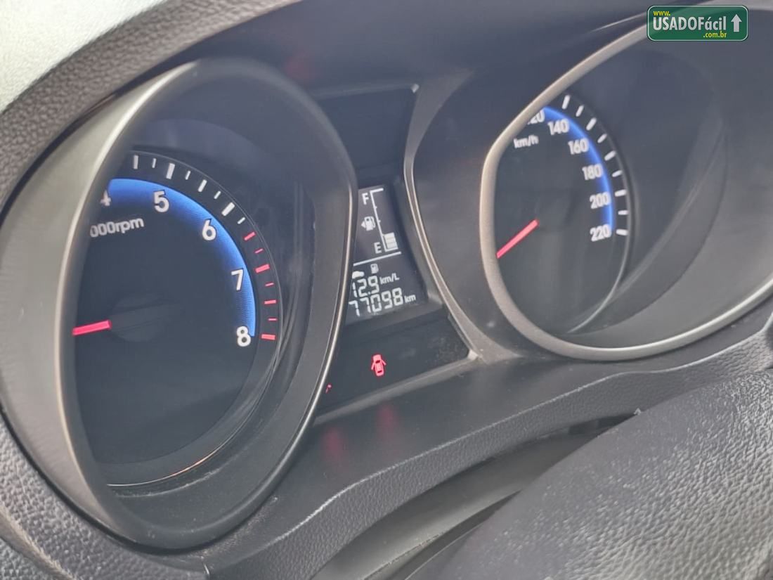 Hyundai HB20 Hatch Comfort Plus 1.0 Flex 2016/2017 — foto 10 de 13