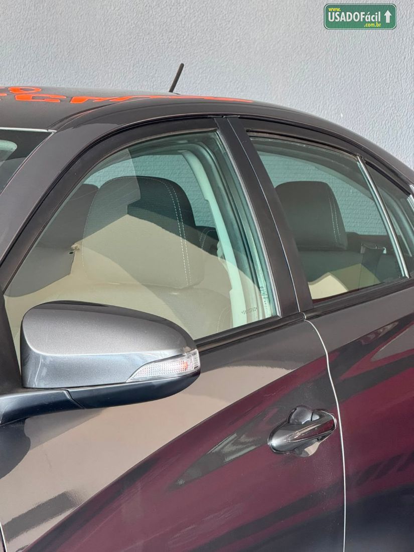 Toyota Yaris Sedan XL 1.5 Automático Flex 2024/2025 — foto 5 de 11