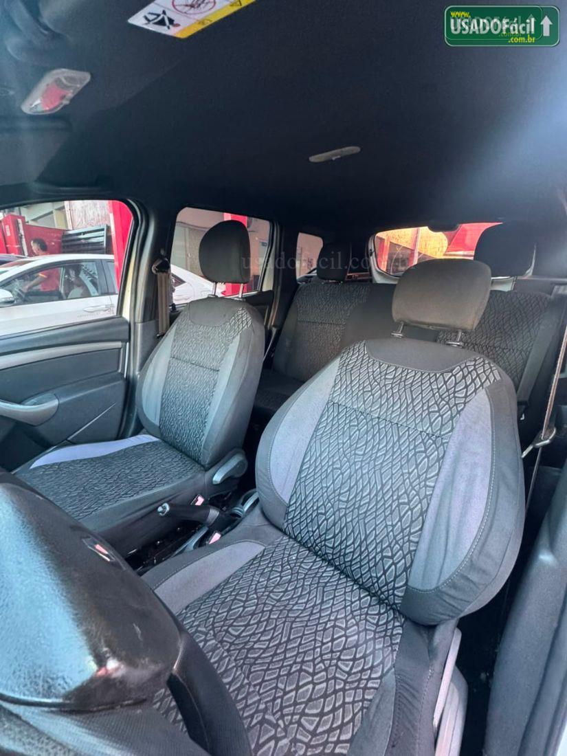 RENAULT Duster Expression 1.6 Mecânico Hi-Flex 2016/2017 — foto 10 de 12