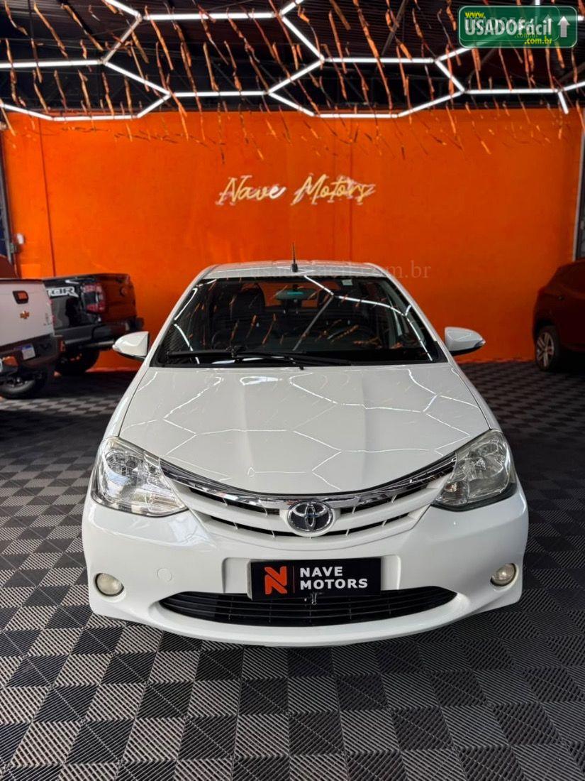 TOYOTA Etios Hatch XLS 1.5 Automático Flex 2016/2017 — foto 2 de 13