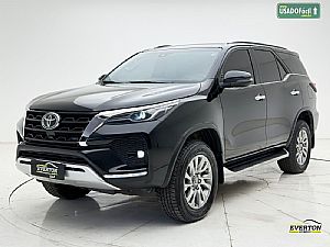 Hilux Sw4 Srx 2.8 4x4 Tdi Automático Diesel 2021/2021 em Cuiabá - MT