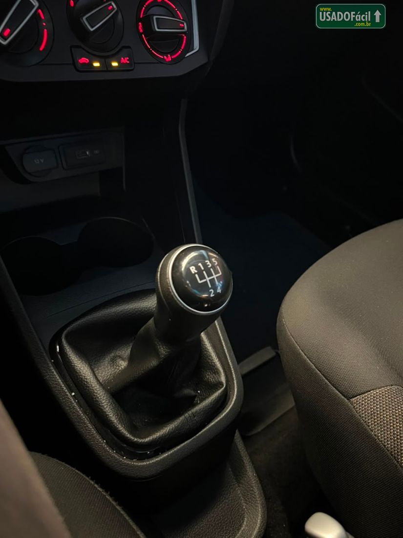 VOLKSWAGEN Saveiro Robust CD 1.6 Total Flex 2023/2024 — foto 10 de 12