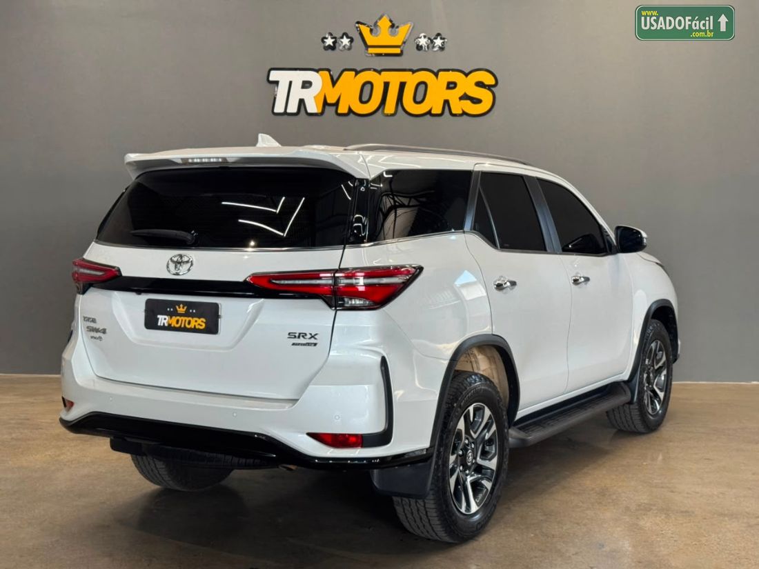 Toyota Hilux SW4 SRX Platinum 2.8 4x4 Turbo Automático Diesel 2024/2024 — foto 2 de 8
