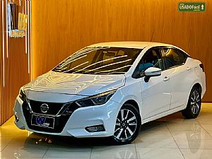 Versa Advance 1.6 Automático Flex 2021/2022 em Várzea Grande - MT