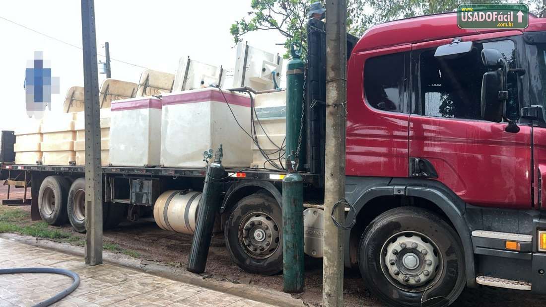 SCANIA Scania P-310 B 8x2 graneleiro 2016/2016 — foto 2 de 15
