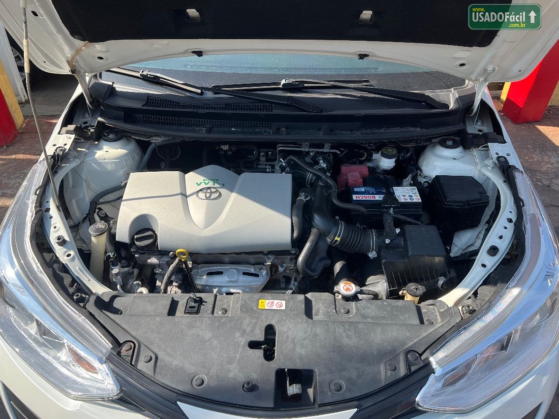 TOYOTA Yaris sedan XL Plus connect 1.5  Automatico 2019/2020 — foto 4 de 8