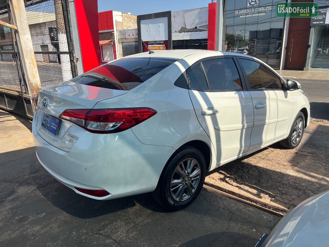 TOYOTA Yaris sedan XL Plus connect 1.5  Automatico 2019/2020 — foto 8 de 8