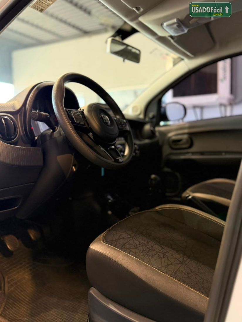 Fiat Mobi Trekking Flex 2024/2025 — foto 4 de 15
