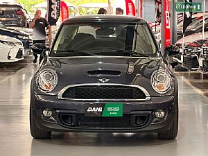 Mini Cooper S Automático 2013/2013 em Várzea Grande - MT