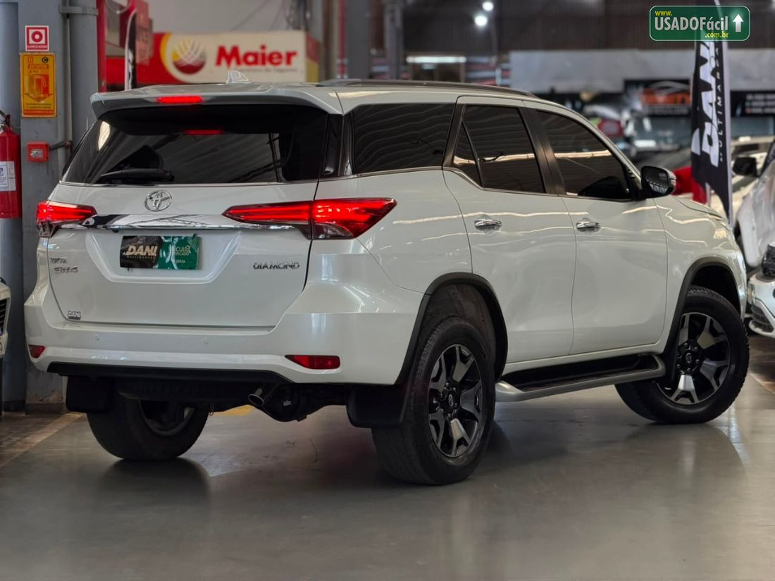 Toyota Hilux SW4 SRX Diamond 2.8 4x4 turbo Automático Diesel 2018/2019 — foto 14 de 15