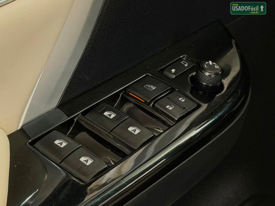 Toyota Hilux SW4 SRX Diamond 2.8 4x4 turbo Automático Diesel 2018/2019 — foto 5 de 15