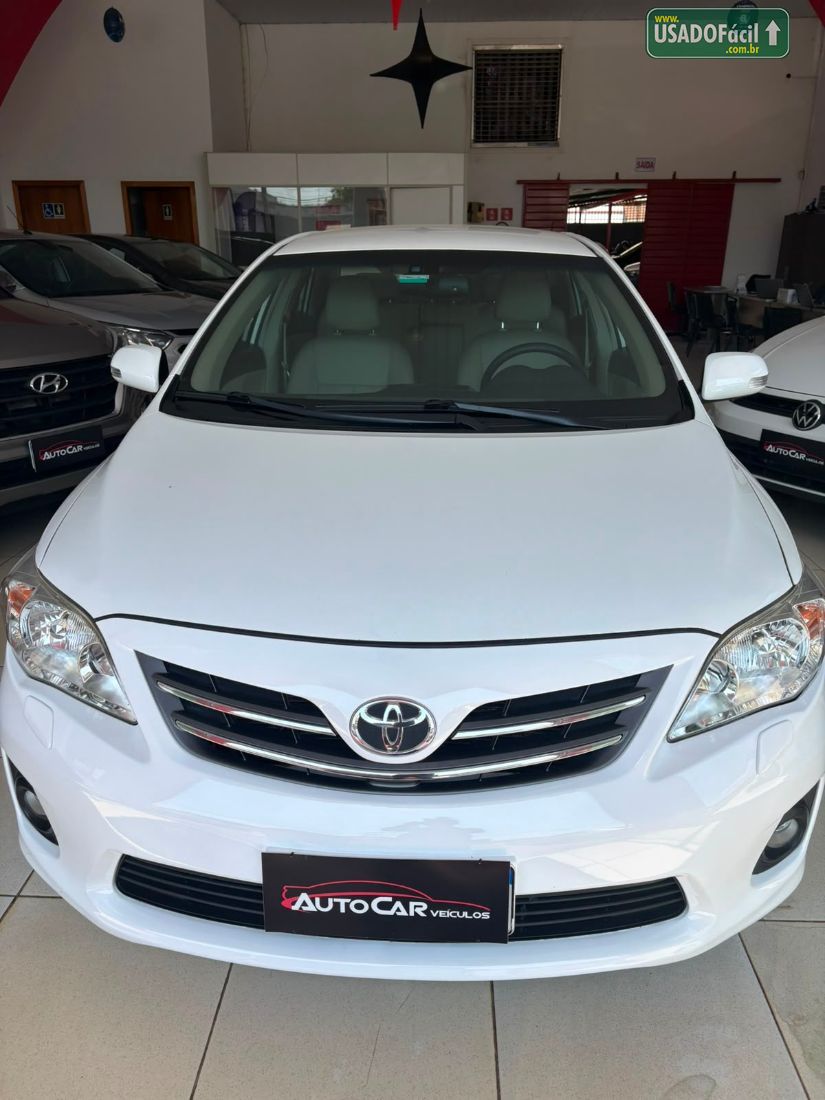 Toyota Corolla Altis 2.0 Automático Flex 2013/2014 — foto 2 de 10