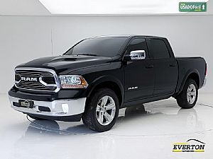 Ram Classic Laramie Cd 5.7 V8 4x4 Automático 2023/2023 em Cuiabá - MT