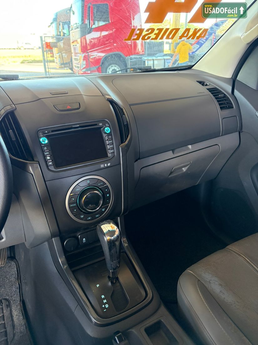CHEVROLET/GM S10 LTZ CD 2.8 4x4 TDI Automático Diesel 2014/2014 — foto 8 de 10